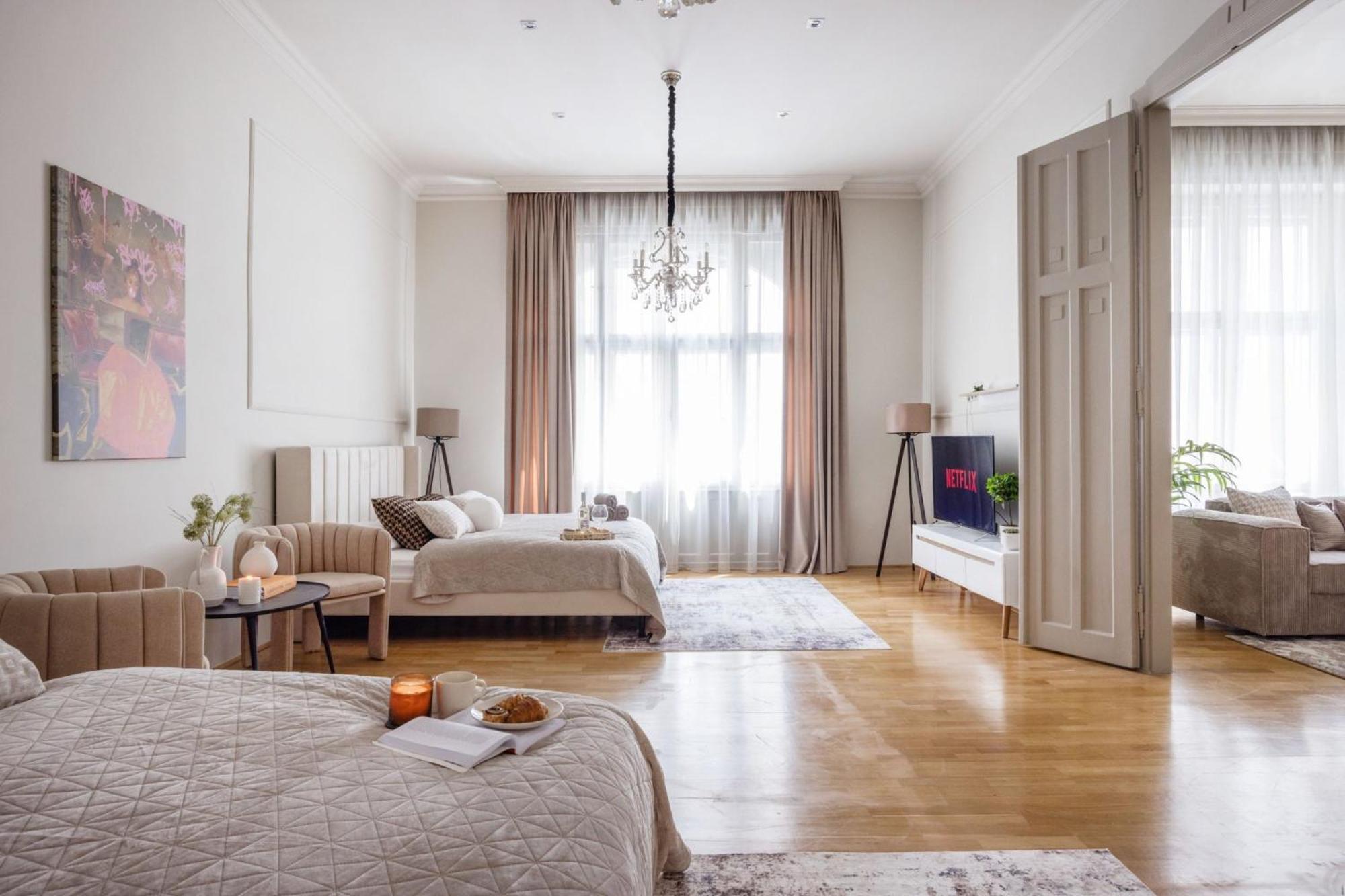 Timeless Elegant By Opera House Appartement