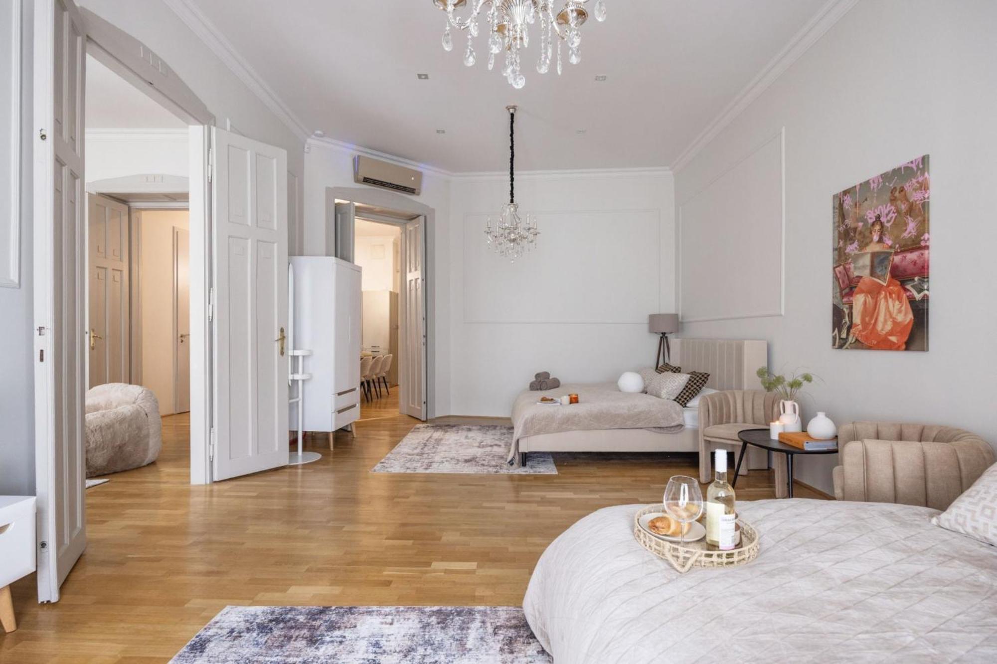 Timeless Elegant By Opera House Apartamento Budapest